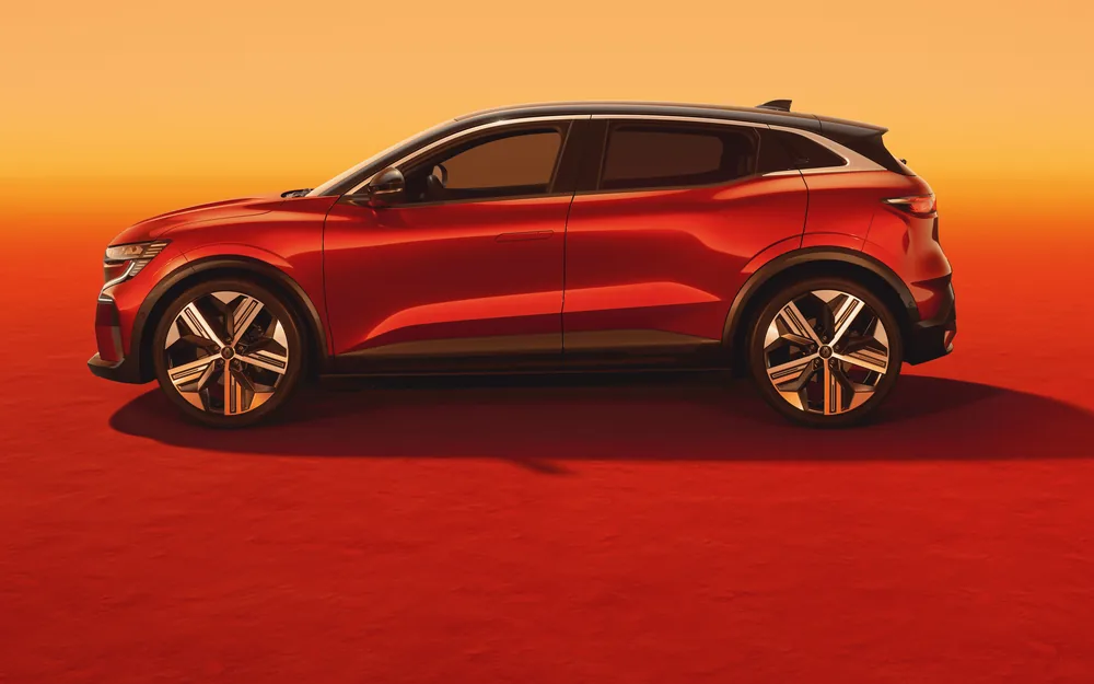 Renault Mégane E-Tech electric, vue trois quarts avant